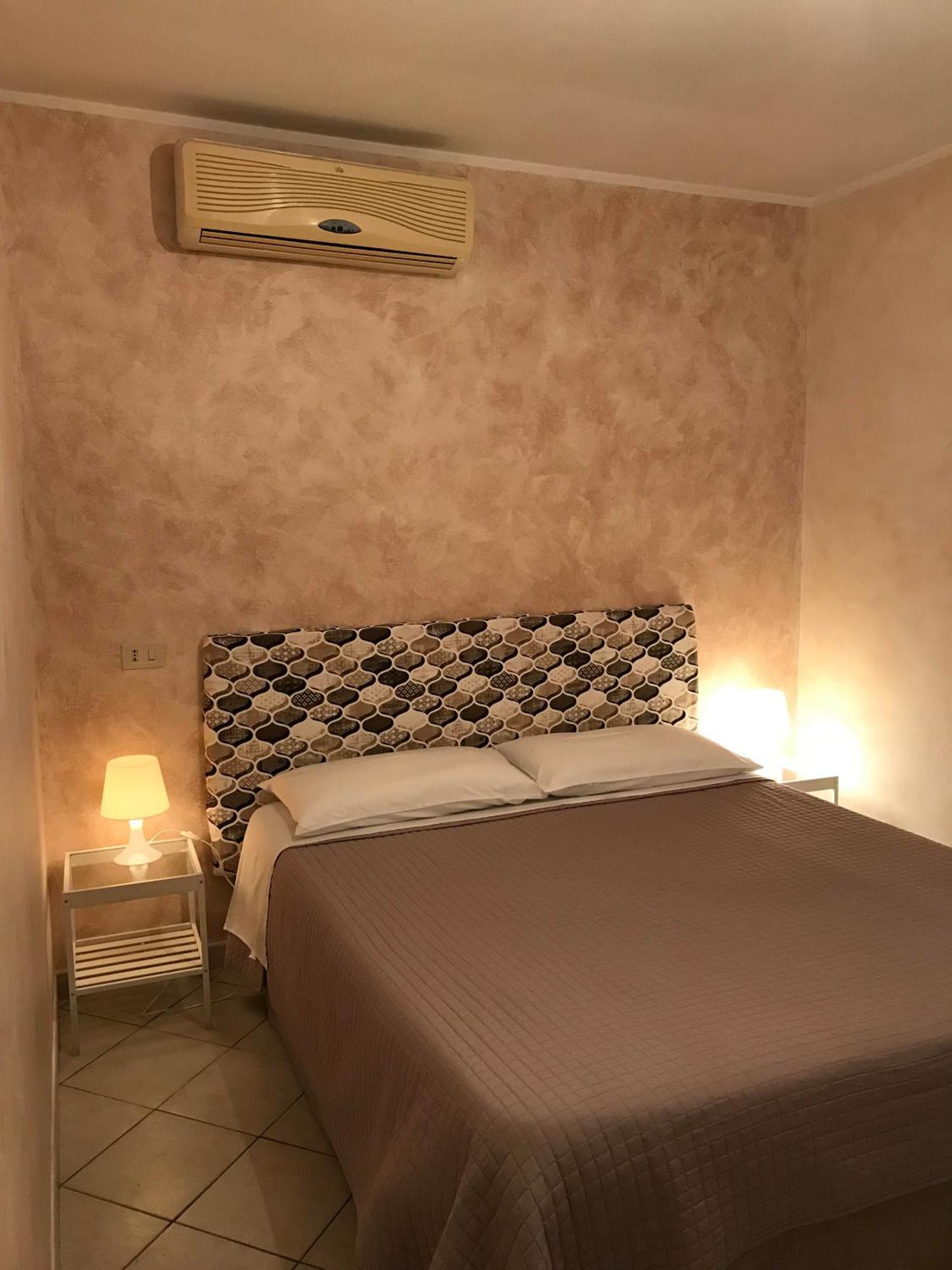B&B Ar Colle 2 Valmontone Bagian luar foto